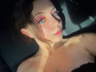 ChloeEllaaa WebCAM 