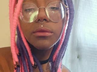 WebCAM of Cinnabunbunnz