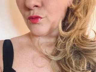 WebCAM of Nikkibigtits100