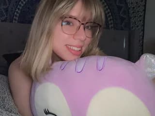 WebCAM of The_Blondiee