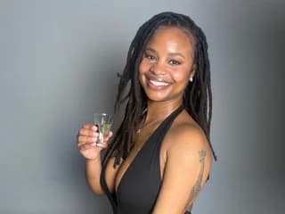 Thehoneyhazel WebCAM 